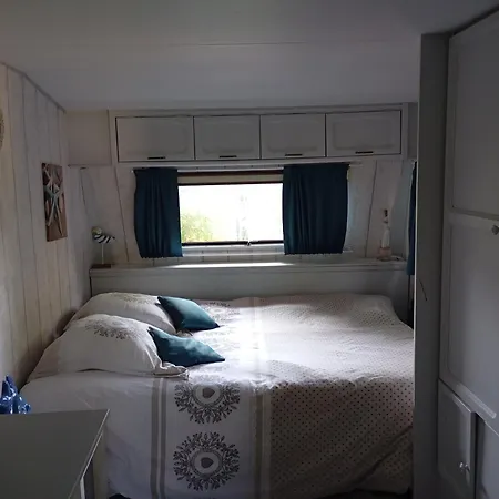 Проживание в семье Tiny House Plein Centre