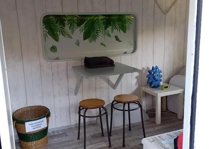 Проживание в семье Tiny House Plein Centre *