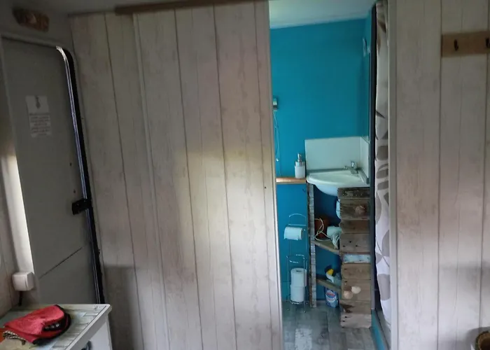 Проживание в семье Tiny House Plein Centre *